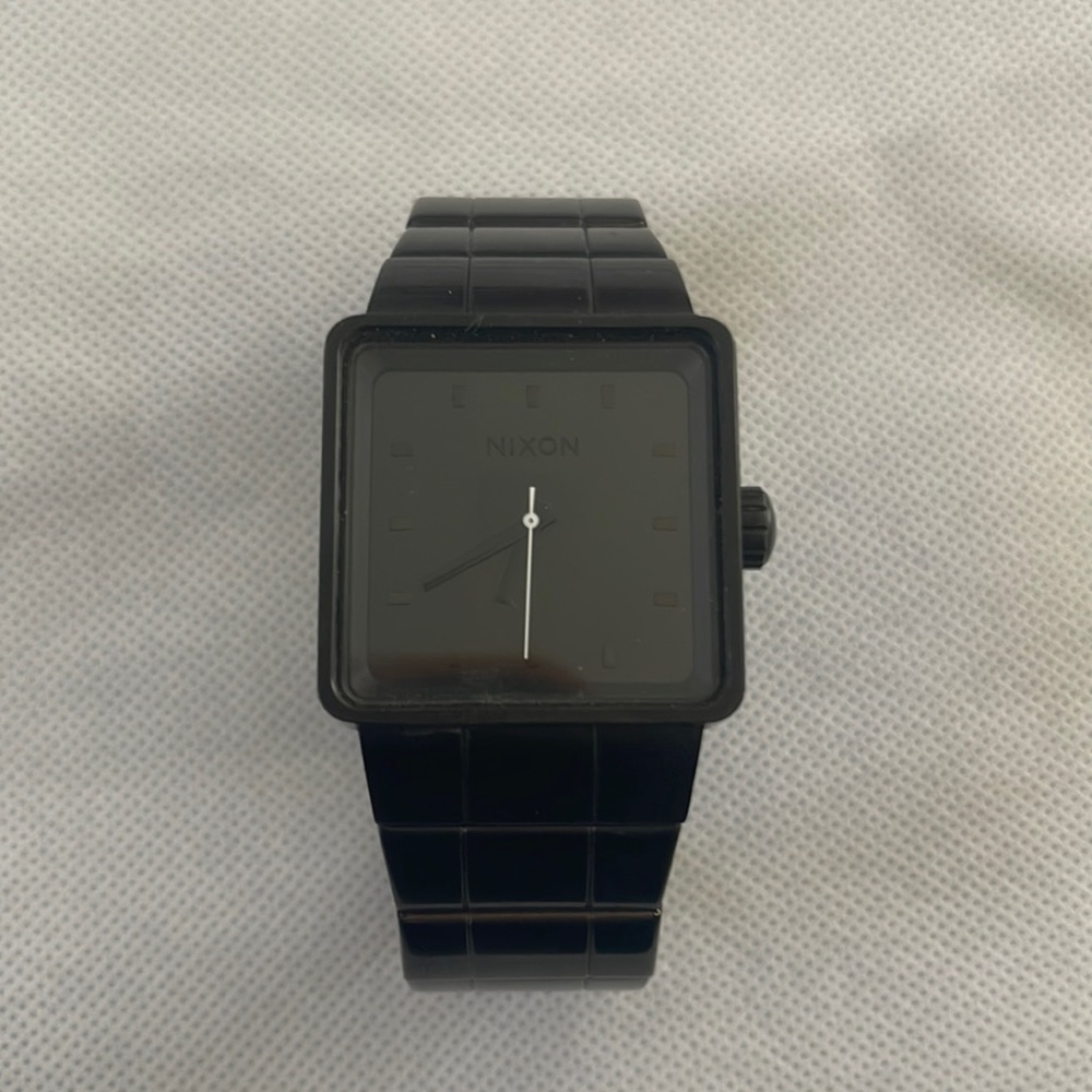 Nixon Watch